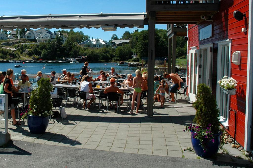 Tregde Ferie Hotel Mandal Exterior foto